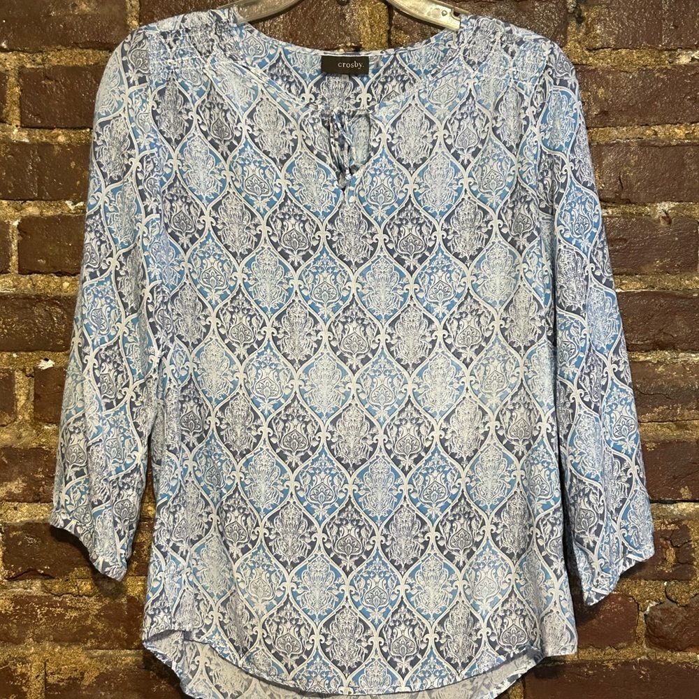 Crosby Blue and White Relaxed Blouse with Mandarin Collar Size L - Picture 2 of 9
